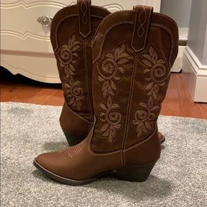 rampage vinnmo cowboy boots